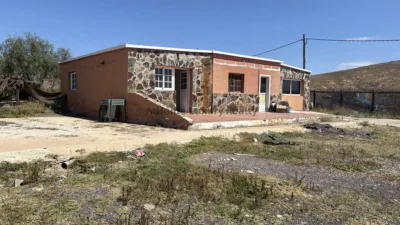 Rustic finca on Las Casitas Street photo 4