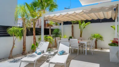 Villa in Guardamar del Segura photo 18