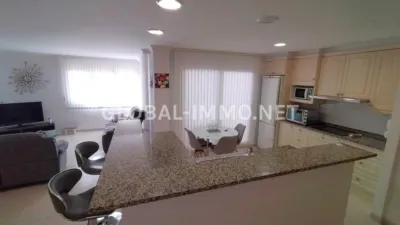Apartment in Centre photo 8