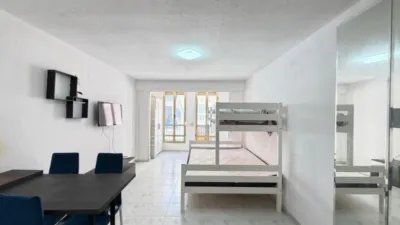 Apartment in Torrevieja photo 2