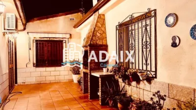 Chalet in Torre de Santa María photo 8