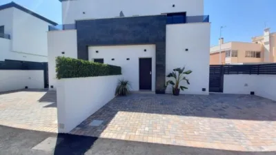 Detached Chalet in Adosado Chalets, Gran Alacant photo 4