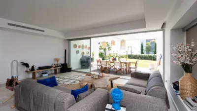 Apartment in Altos de Estepona photo 3