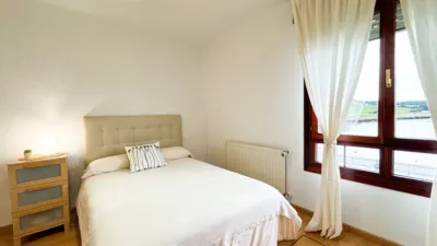 Piso en alquiler en Calle de Espina, Limpias de 550 €<span>/mes</span>