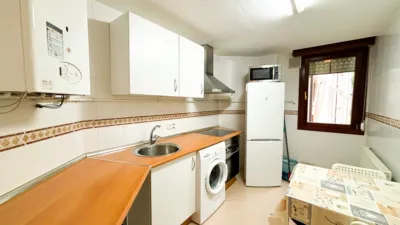 Piso en alquiler en Calle de Espina, Limpias de 550 €<span>/mes</span>