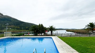 Piso en alquiler en Calle de Espina, Limpias de 550 €<span>/mes</span>