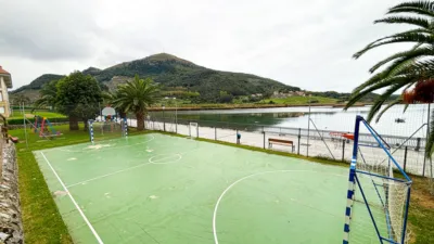 Piso en alquiler en Calle de Espina, Limpias de 550 €<span>/mes</span>