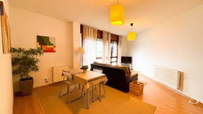 Piso en alquiler en Calle de Espina, Limpias de 550 €<span>/mes</span>
