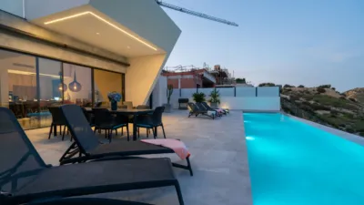 Casa – Rojales, Urbanización Pueblo Lucero - Més