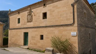House on Santamaría Street, No. Information Not Available photo 3