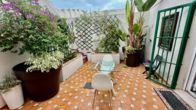 House on the street photo 9