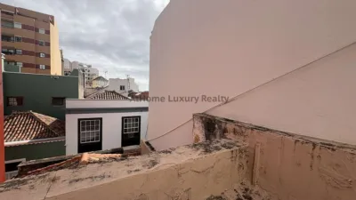 Semi-detached chalet on Adolfo Cabrera Pinto Street photo 16