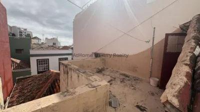 Semi-detached chalet on Adolfo Cabrera Pinto Street photo 17