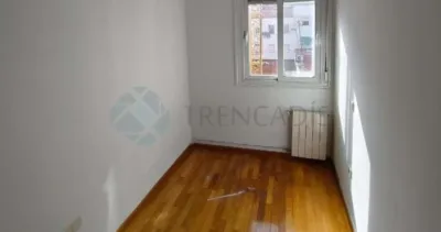 Apartment on Juana Fuentes Street photo 3