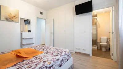 Apartment on Agatha Christie Street photo 16