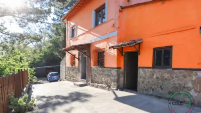 House in Oviedo - Más