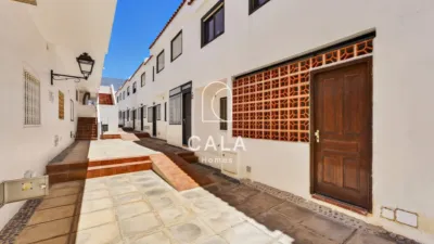 Terraced house on Avenida del Emigrante photo 26