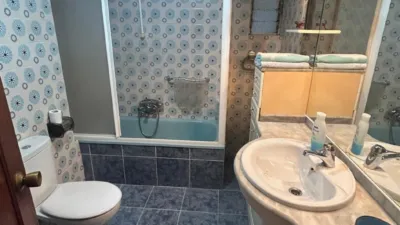 Piso en alquiler en Calle del Pintor Modinos, Centro (Torrelavega) de 1.000 €<span>/mes</span>