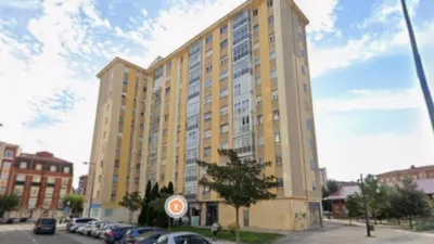 Apartment in Universidad-Las Huelgas photo 2
