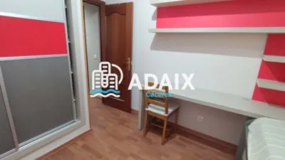 Piso en alquiler en Avenida de París, Oeste-Nuevo Oeste (Cáceres Capital) de 800 €<span>/mes</span>