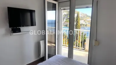 Apartment in Port Esportiu-Canyelles-Puig Rom photo 13