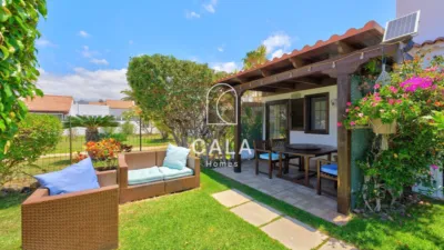 House on Fairway Village photo 3