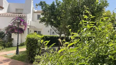 Apartment on Autopista del Mediterráneo photo 18