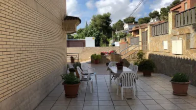 House on Carrer del Montsià photo 3