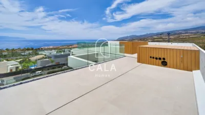 Villa on Calle Josefina de La Torre photo 72