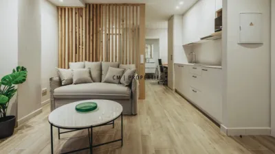 Piso en alquiler en Avinguda Doctor Peset Aleixandre, cerca de Calle de Gonzalo Ramiro Pedrer - Imagen 2