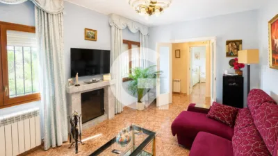 House on Carrer de Lourdes photo 15