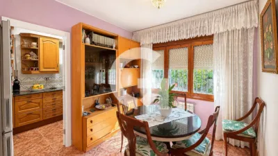 House on Carrer de Lourdes photo 27
