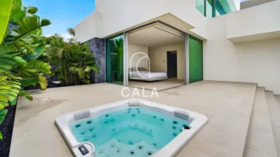 Casa en calle Josefina de La Torre photo 21