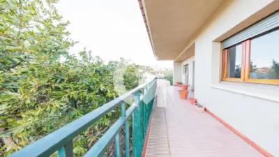 Chalet on Pj Sant Jordi Street photo 34