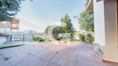 Chalet on Pj Sant Jordi Street photo 49