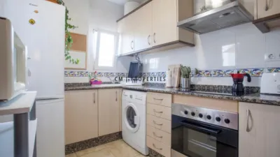 Piso en alquiler en Calle Joan Llorenc - Imagen 2