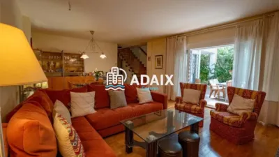 Chalet on Calle C, No. 3 photo 2