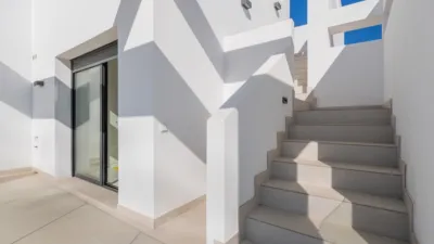 Penthouse on Autopista del Mediterráneo photo 35