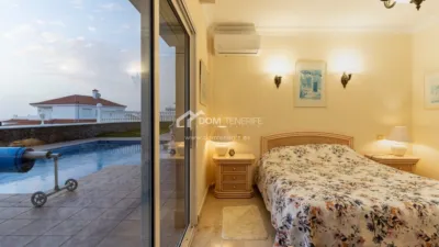 Chalet en venta en Playa La Arena, Santiago del Teide de 1.150.000 €