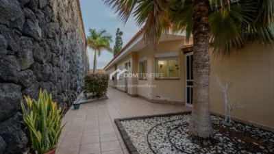 Chalet en venta en Playa La Arena, Santiago del Teide de 1.150.000 €
