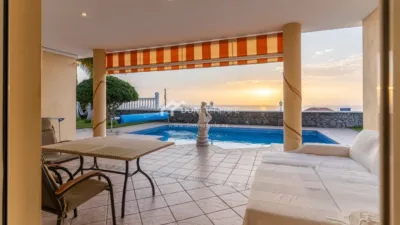 Chalet en venta en Playa La Arena, Santiago del Teide de 1.150.000 €