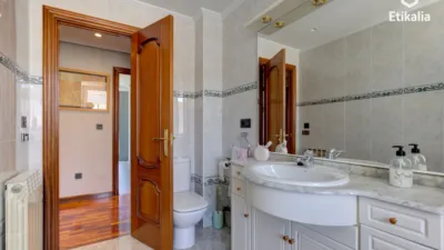 Piso en venta en Calle de Federico Baráibar, Desemparados-Judimendi-Santa Lucía (Vitoria - Gasteiz) de 350.000 €