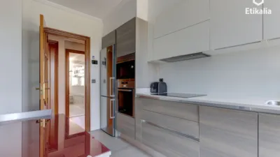 Piso en venta en Calle de Federico Baráibar, Desemparados-Judimendi-Santa Lucía (Vitoria - Gasteiz) de 350.000 €