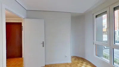 Apartment on Avenida de Camilo Alonso Vega photo 14