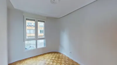 Apartment on Avenida de Camilo Alonso Vega photo 15