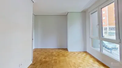 Apartment on Avenida de Camilo Alonso Vega photo 18
