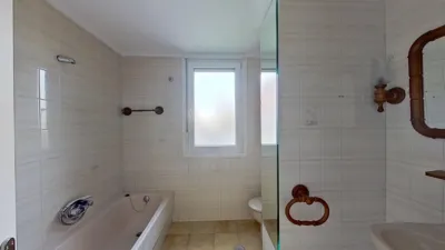 Apartment on Avenida de Camilo Alonso Vega photo 22