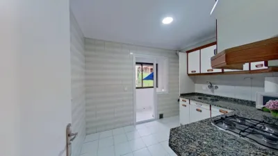 Apartment on Avenida de Camilo Alonso Vega photo 7