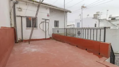 House in Brenes photo 27