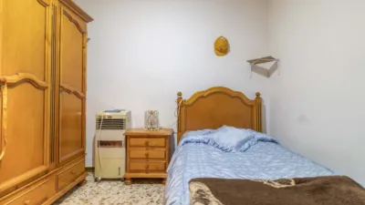 House in Brenes photo 39